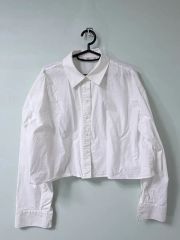HYKE ハイク 半袖 ショート丈 シャツ ホワイト HYKE ハイク 半袖 ショート丈 シャツ ホワイト - メルカリ