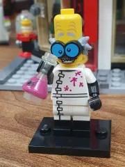 LEGOシーズン14 MONSTERサイエンティストのサムネイル