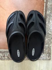 KEEN サンダル シャンティ 黒 27cm - メルカリ