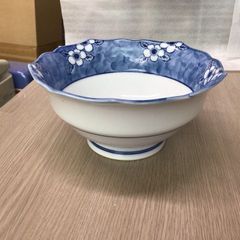 有田焼　久光　花柄　小鉢中鉢煮物鉢　1個