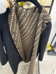 FENDI FF ロゴ ブラック コートのサムネイル