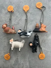 【希少な廃盤商品】　こびとづかん　マスコットキーチェーン　根付けストラップ　カクレケダマ　ひつじ　ねこ　くま　いぬ　うさぎ　マスコット　小人図鑑　こびと図鑑　こびとずかん　キーホルダー　羊　猫　ネコ　ウサギ　兎　熊　クマ　犬　イヌ　ヒツジケダマ　クロブチケダマ