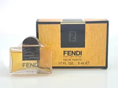 未使用　フェンディ　FENDI　PARFUMS FENDI　オードトワレ　ミニボトル　5ml　ミニ香水　送料無料のサムネイル