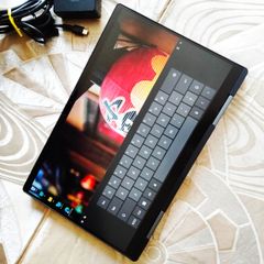 Windows11正式対応‼️タッチパネル❣️小型ノートパソコン✨️2Way