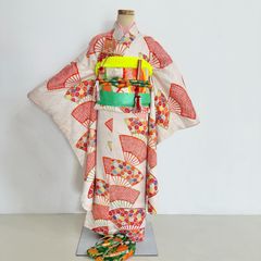 T641 七五三 7歳女の子着物 アンティーク着物 絞り柄 赤系 豪華セット