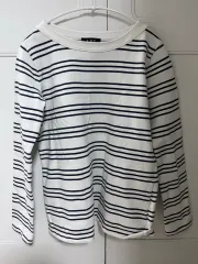 A.P.C. アー・ペー・セー 長袖Tシャツのサムネイル