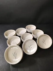 F34-01/志野糖白釉野草文小鉢 9客/骨董/美濃焼/志野焼/小鉢/小皿/向付/膾皿/銘々皿/菓子皿/懐石料理/懐石道具のサムネイル