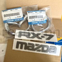新品 トヨタ純正 クラウン ARS210 GRS211/214 ダークスモークメッキ グリルエンブレム 後期タイプ 新品 トヨタ純正 クラウン ARS210 GRS211/214 ダークスモークメッキ