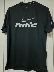 NIKE × BTS コラボ Tシャツ ブラック Lサイズ ARIRANG 限定 - メルカリ