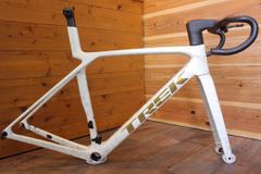 TREK madone gen6 54サイズフレームハンドル セット - メルカリ