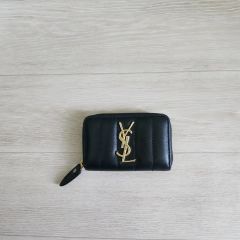 SAINT LAURENT 二つ折り財布 パテントレザー ブラック - メルカリ