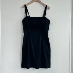 Abercrombie & Fitch アバクロンビー ネイビー ノースリーブ ONE PIECEのサムネイル