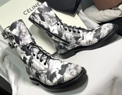 美品 CELINE セリーヌ ホワイト&ブラック モノトーンプリントデザインサイドジップ コンバットブーツ 41 25〜26cm メンズ 付属ありのサムネイル
