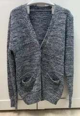 GUESS ユニセックス ニットカーディガンのサムネイル