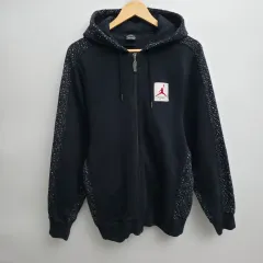 XS ジョーダン ブラック フードジップアップのサムネイル