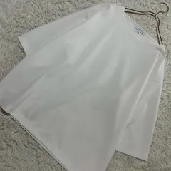 A DAY IN THE LIFE トップス ホワイト L キレイめ シンプルのサムネイル