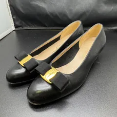 サルヴァトーレフェラガモ 　  パンプス B26021649のサムネイル