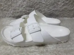 240 ビルケンシュトック スリッパ 中古 靴のサムネイル