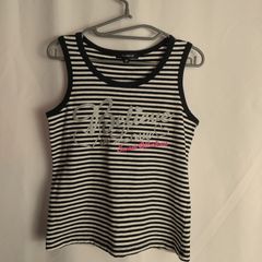 M1-04218【Kids】OLLINKARI(オリンカリ) タンクトップ 女の子 (120) / 黒×白 ボーダー柄 内側、タグ消えかけ有 全体的に毛羽立ち有 HT-夏