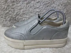 240 アッシュ スリッポン シルバー スニーカー 中古 靴のサムネイル