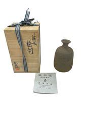 管理番号-P】川上清美ぐい呑 彫唐津 酒器 共箱 布 現状品 - メルカリ