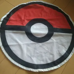 ポケモン　モンスターボール　洗濯ネット　ユニクロ　UNIQLOのサムネイル