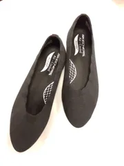 M7  スケッチャーズ  SKECHERS  靴  アーチフィット  ブラック  黒  ２５cm  ソフト  カジュアル フラット  パンプスのサムネイル