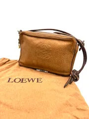LOEWE ロエベ　アナグラム ロゴ型押し レザー　ショルダーバッグ ポシェット　保存袋付きのサムネイル