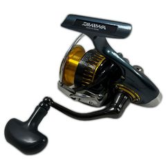 DAIWA ダイワ スピニングリール 14カルディア 2004H 056161 - メルカリ
