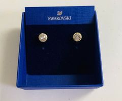 ほぼ新品 スワロフスキーSwarvoski Una Angelic ピアス - メルカリ