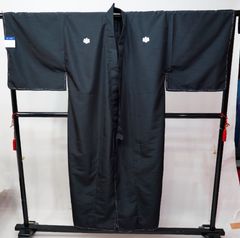 着物 長着 単品 黒色 袷 男性用 Lサイズ 家紋入り「五三桐」NO260722 着物 長着 単品 黒色 袷 男性用 Lサイズ 家紋入り「五三桐」NO260722