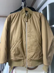 24aw ナナミカ インシュレーション スタジャン ベージュ Sサイズのサムネイル