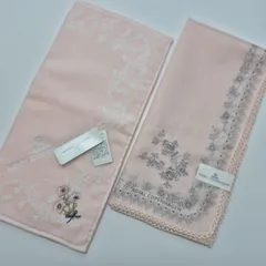 【新品】ROYAL COPENHAGEN レディースハンカチ & タオルハンカチ セットのサムネイル
