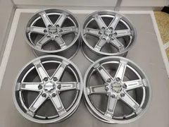 中古ハイエース　ホイール 2026年最新】系ハイエース ホイール 18インチの人気アイテム - メルカリ