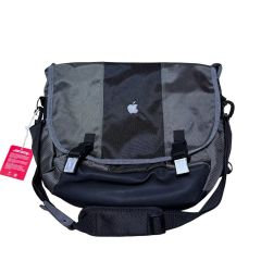 美品】APPLEBUM メッセンジャーバッグ ブルー メンズ