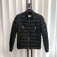 美品 モンクレール AMIOT アミオット 0 ブラック ライダース 5D400