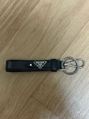 極美品PRADA キーリング トライアングル 2PP68T キーホルダー - メルカリ