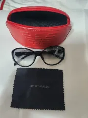エンポリオアルマーニ EMPORIO ARMANI サングラス ブラック + 正規品 ケース 含むのサムネイル