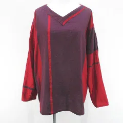玉木新雌 タマキニイメ tamaki niime 長袖 ブラウス カットソー Vネック 赤系 レッド 無地のサムネイル