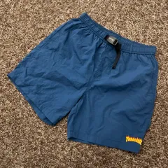 L THRASHER(スラッシャー) ベルト付き ハーフパンツのサムネイル