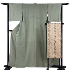 袋帯 秀品 向かい鳥 草花 金糸 箔 金色 六通 正絹 【中古】 - メルカリ