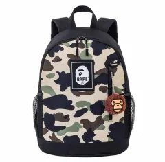 韓国国内割引 A BATHING APE アベイシングエイプ 雑誌 付録 カモフラ バックパック 20L バッグ＋キーホルダーのサムネイル