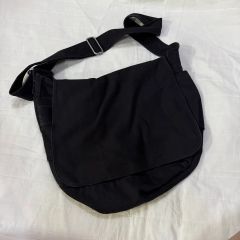 カステルバジャック] ≪新品≫ スマホホルダー ショルダー インサイト 