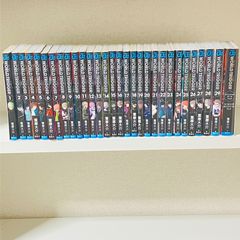 ワールドトリガー 全28巻＋オフィシャルデータブック - メルカリ