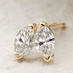 ハニカムデザインにキラリと輝くダイヤモンド アメリカンピアス K10YG ハニカムデザインにキラリと輝くダイヤモンド アメリカンピアス K10YG