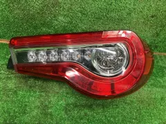 86 ZN6 右テールランプ・テールライト GTリミテッド ブラックパッケージ コイト 220-60348 SU003-06984 M7Y 86 ZN6 右テールランプ・テールライト GTリミテッド ブラック
