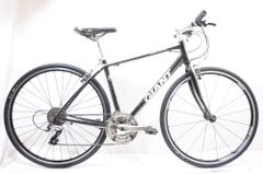 GIANT クロスバイク SHIMANO 24段変速 Mサイズ ディスクブレーキ