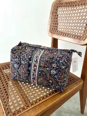 新入荷！anokhi ポーチ／navy largeのサムネイル