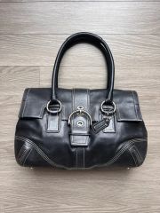 COACH ショルダーバッグ 黒 レザー 4980 ソーホースモールダッフル 