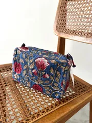 新入荷！anokhiポーチ／navy mediumのサムネイル